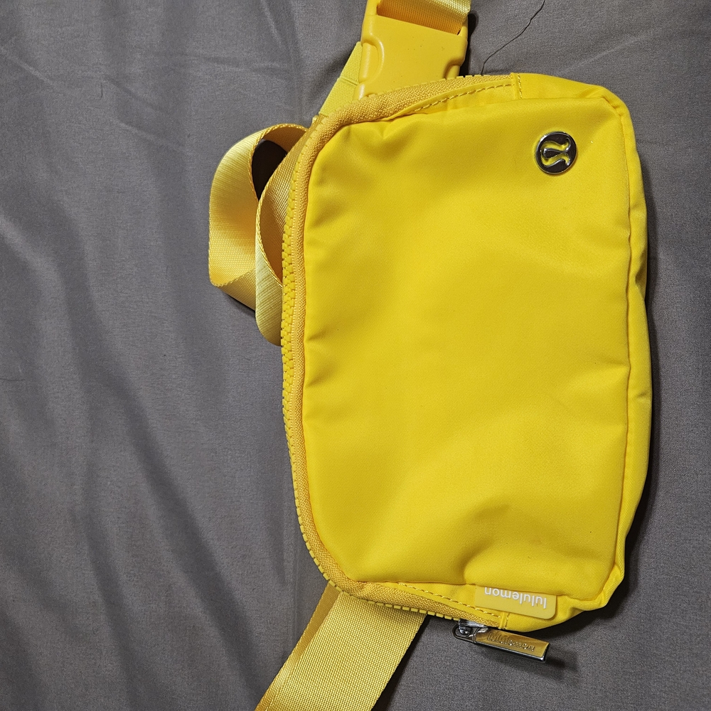 Lululemon Athletica Yellow Belt Bag